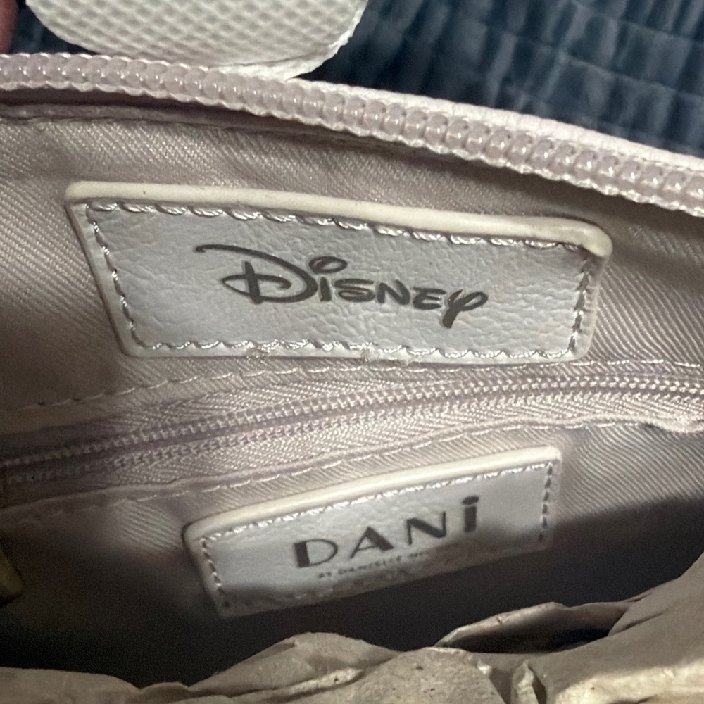 Danielle Nicole Disney X DANI By Ariel Ombre Shoulder Bag - Picture 2 of 8